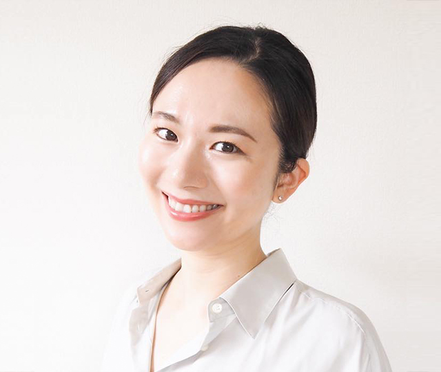 CIDESCO認定アロマセラピスト卒業 永松 麻美さん フャイシャルエステサロン&スクール suhada代表